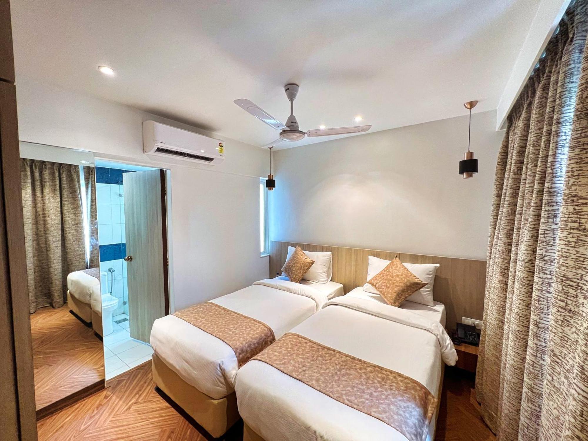 White House By Maxxvalue Service Apartments Bandra 뭄바이 외부 사진