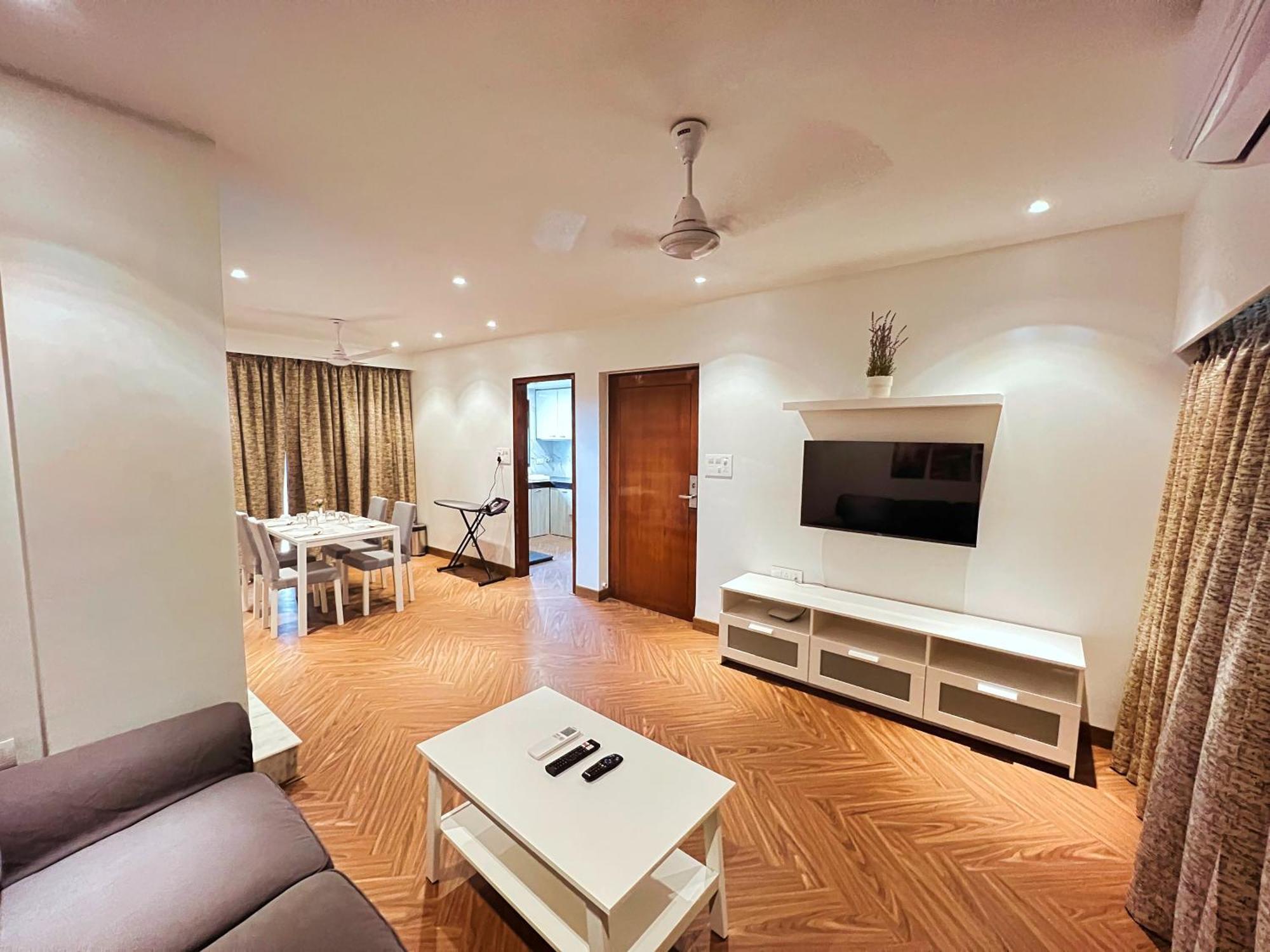 White House By Maxxvalue Service Apartments Bandra 뭄바이 외부 사진