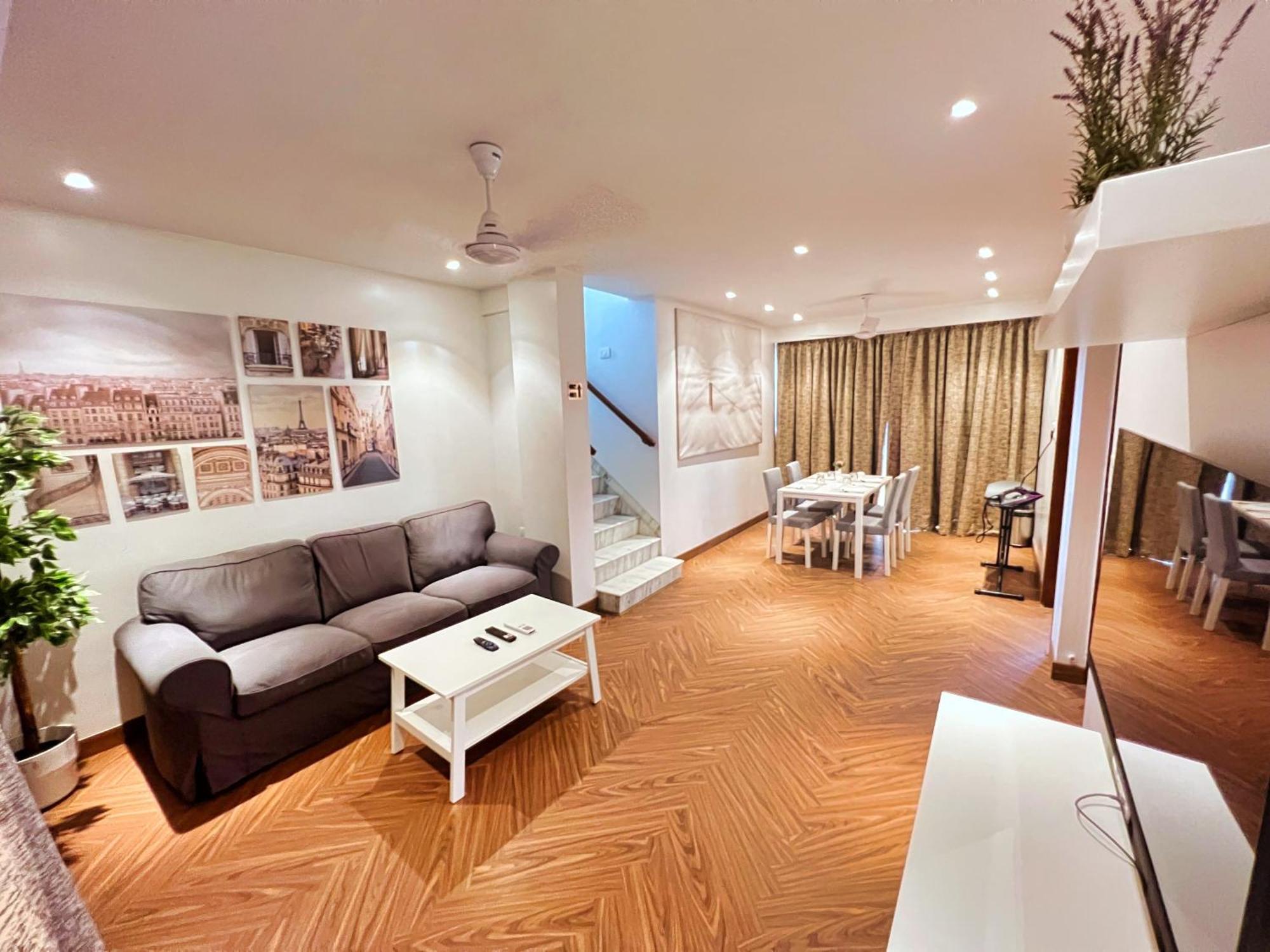 White House By Maxxvalue Service Apartments Bandra 뭄바이 외부 사진